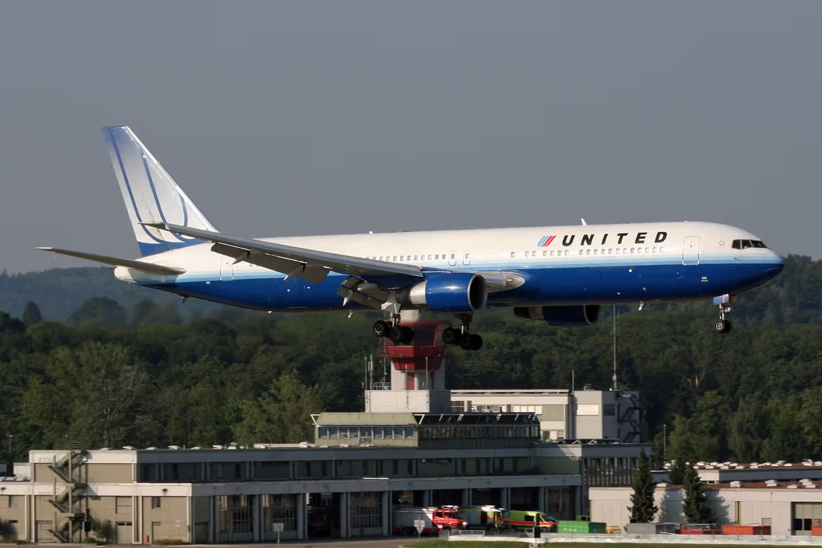 N659UA — Boeing