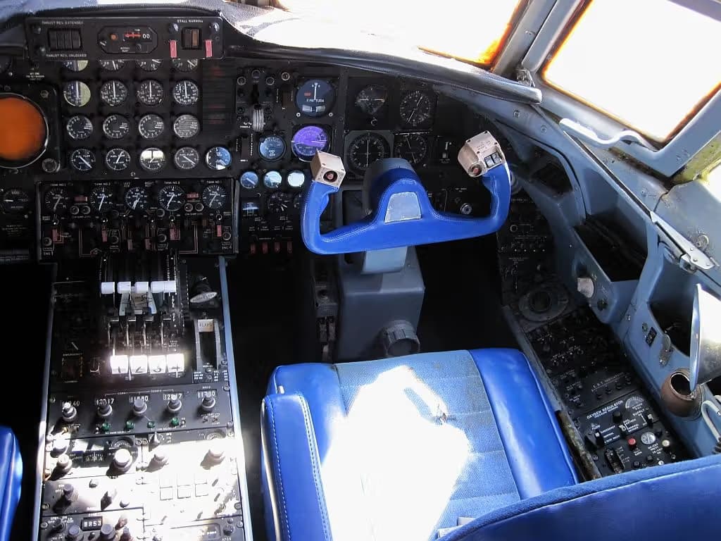 Unidentified — Aircraft