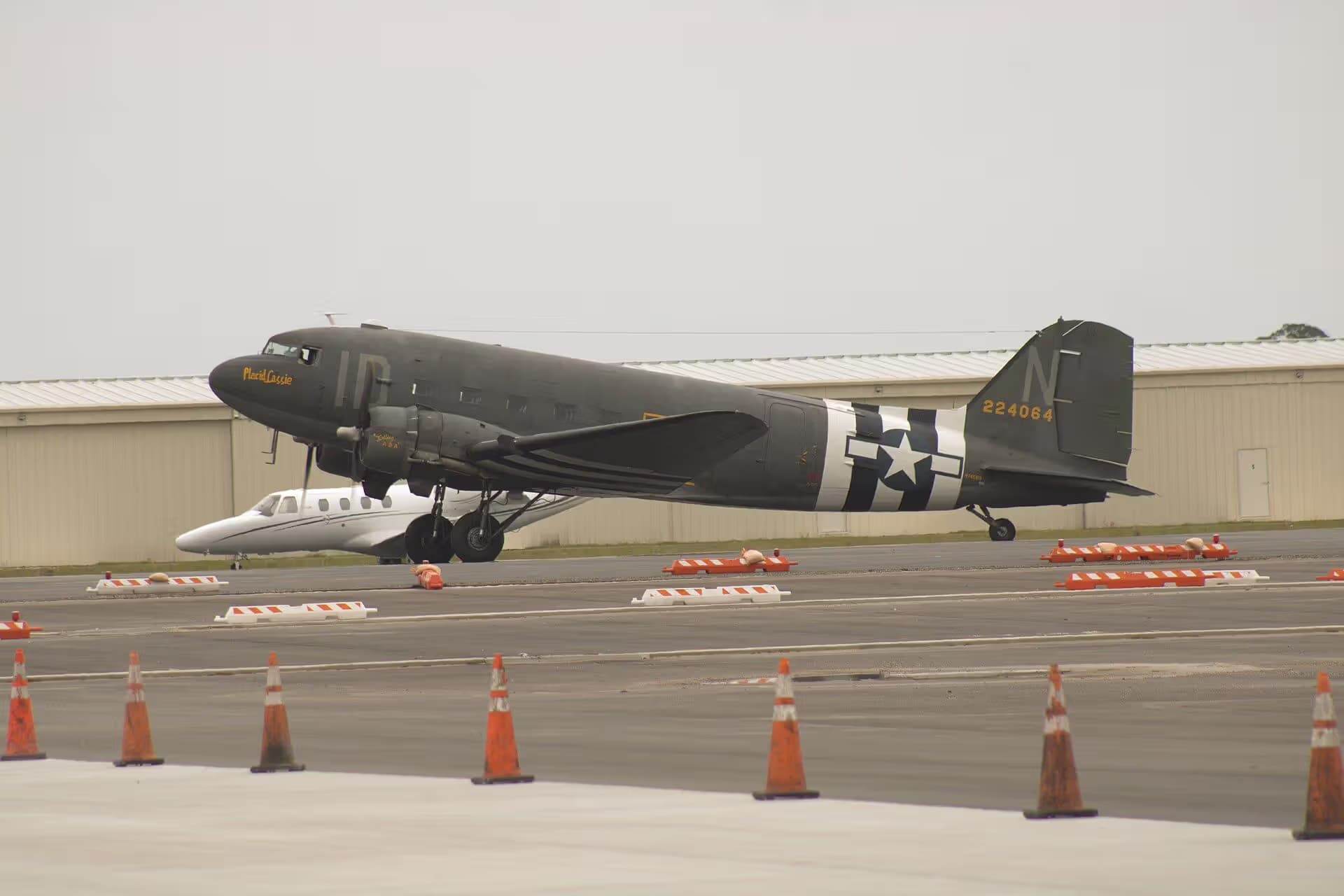 N74589 — Douglas