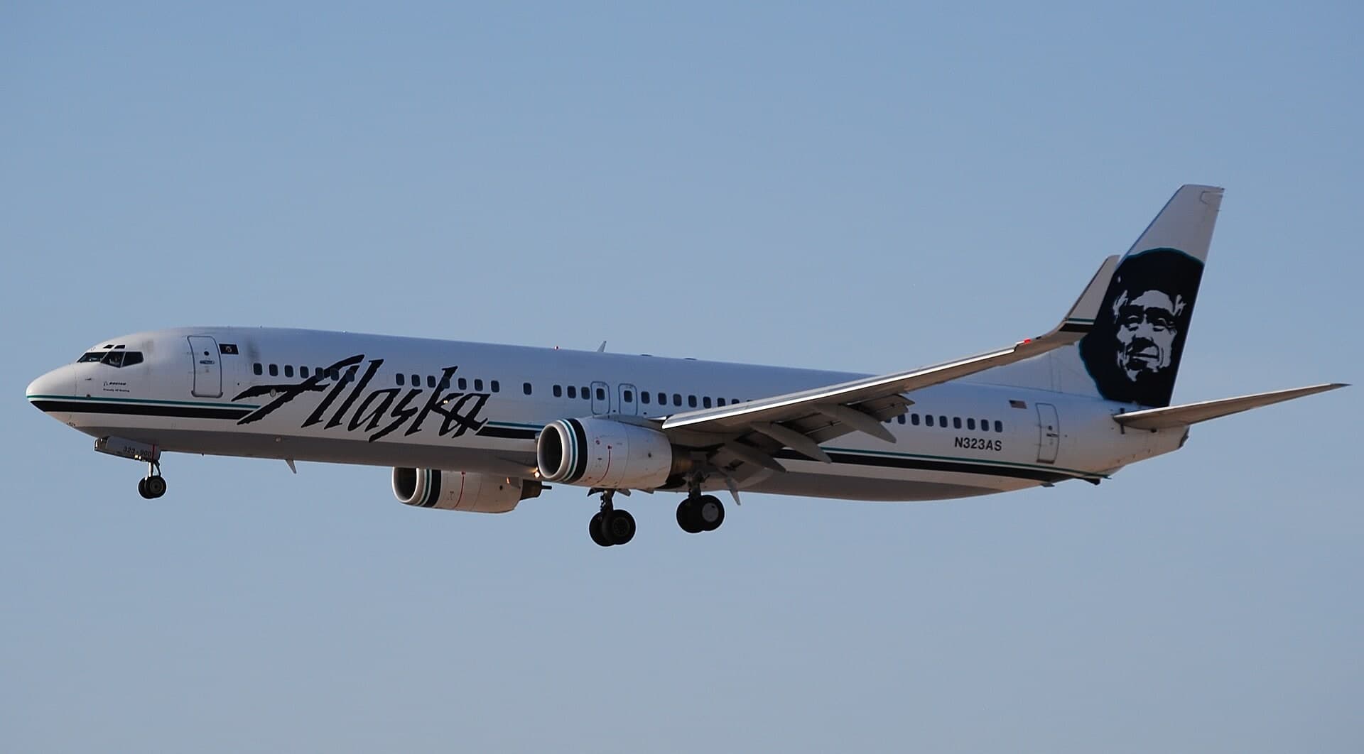 N323AS — Boeing