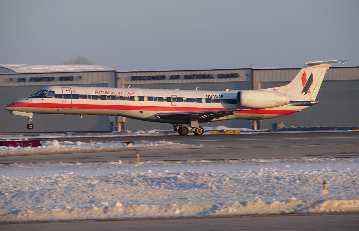 N845AE — Embraer