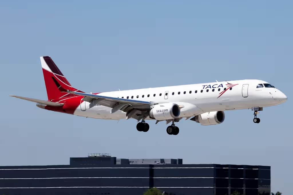 N986TA — Embraer