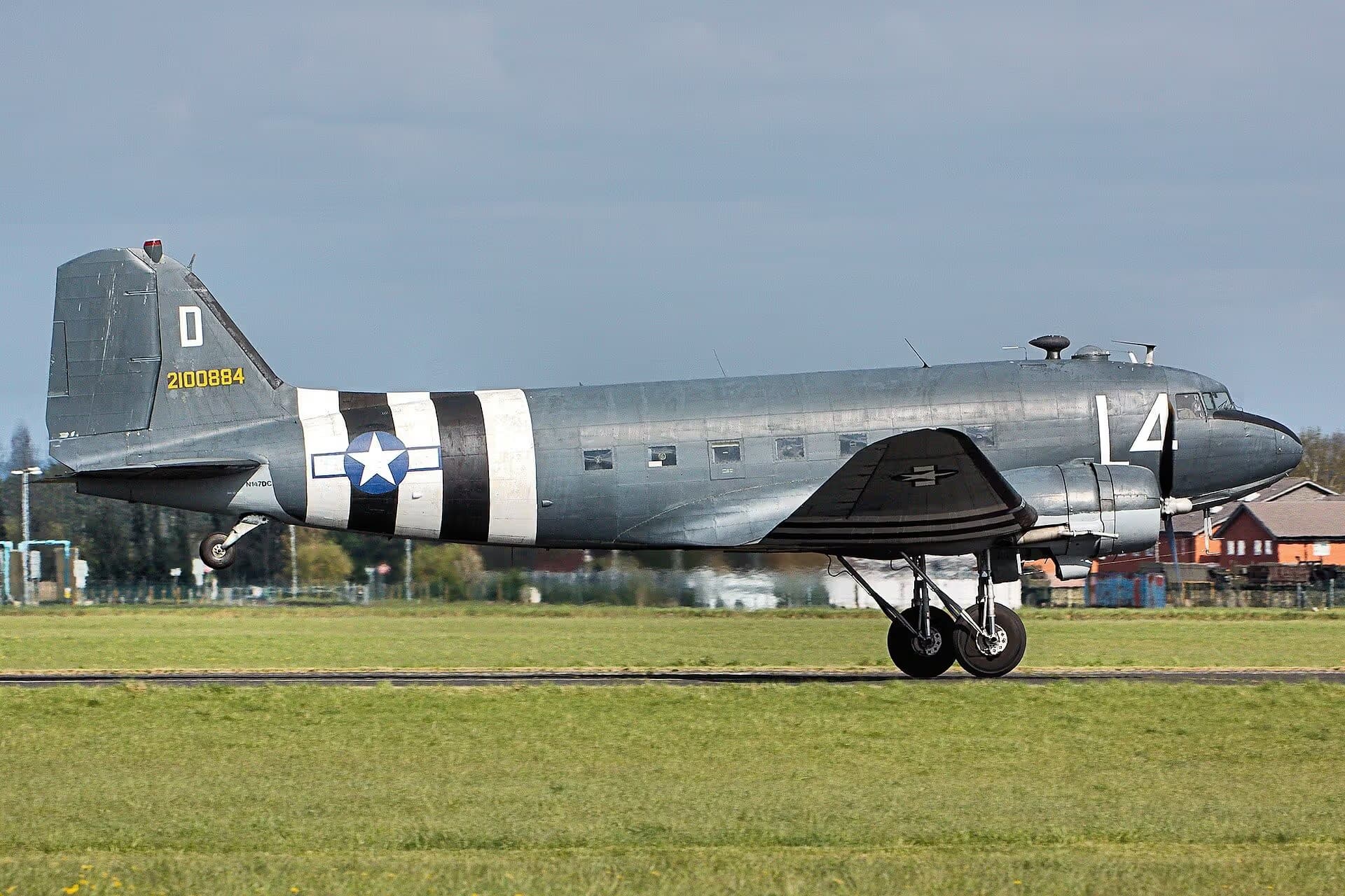 N147DC — Douglas