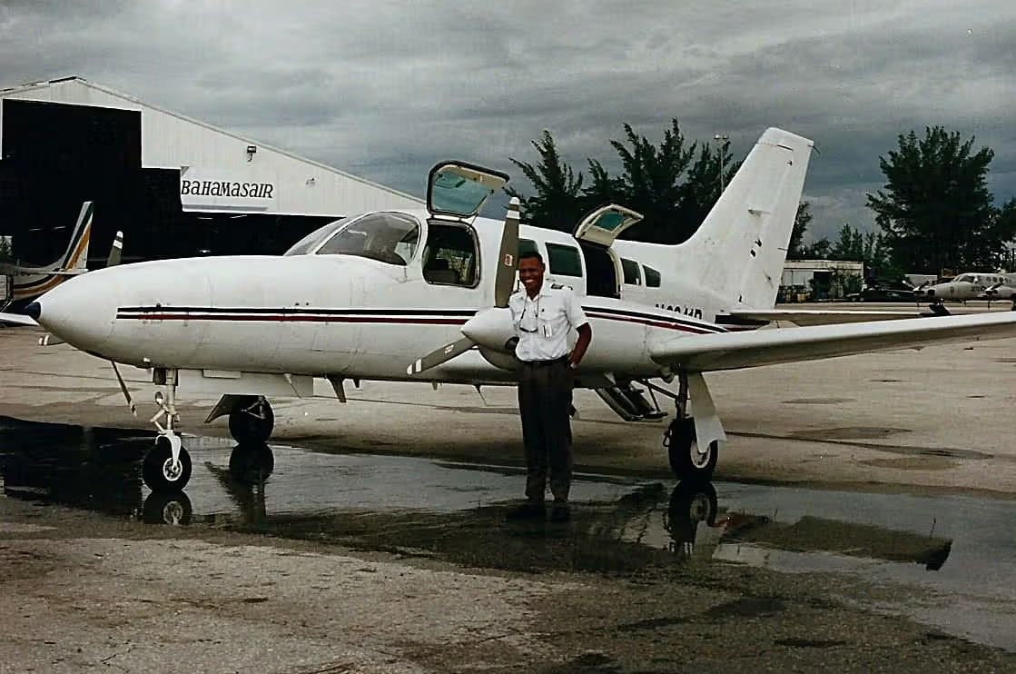 N6814R — Cessna