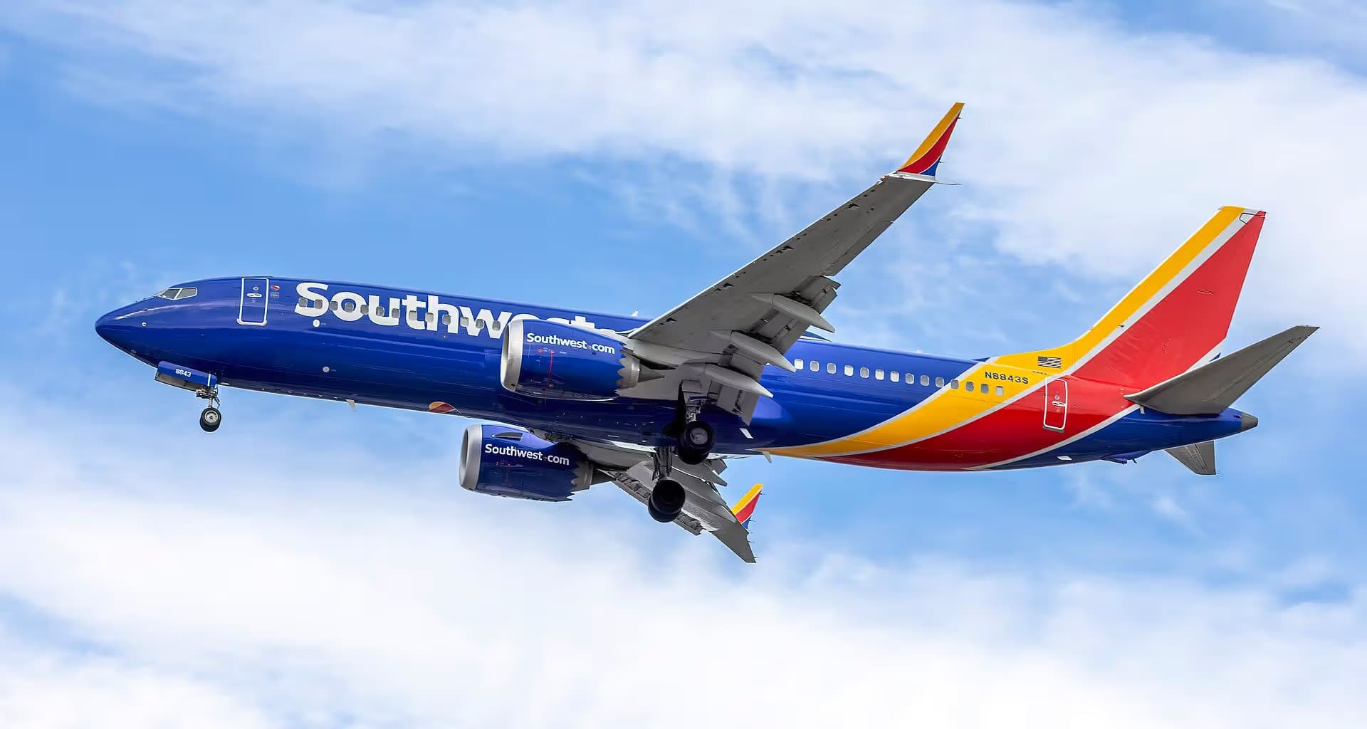 N8843S — Boeing