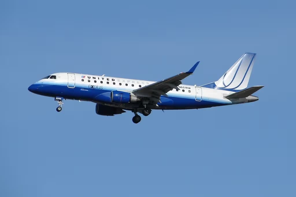 N651RW — Embraer