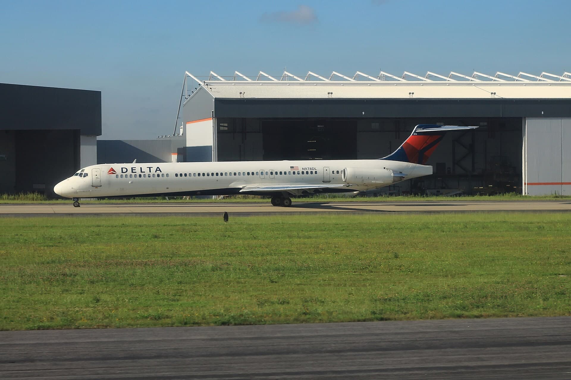 N978DL — Aircraft