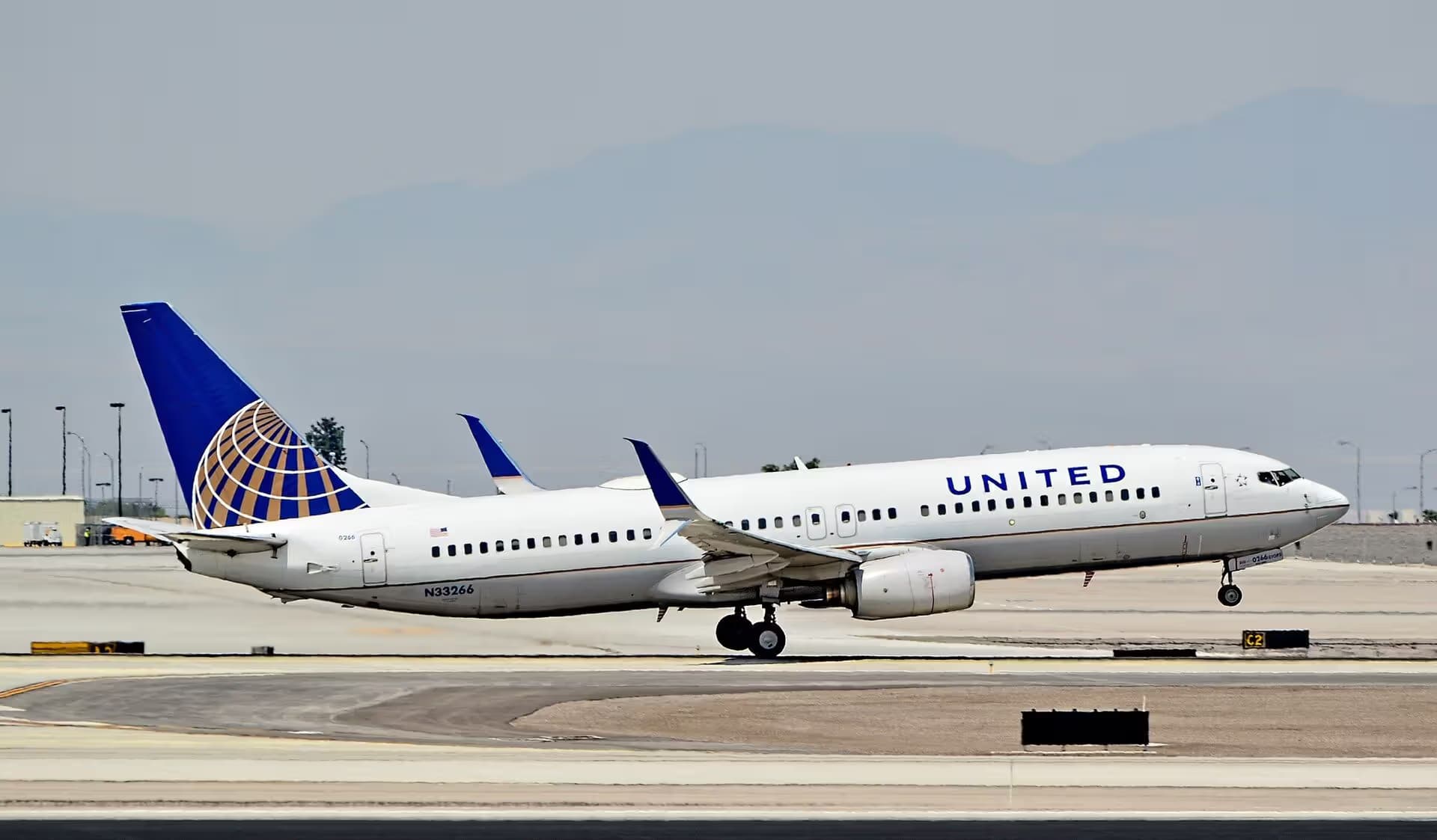 N33266 — Boeing