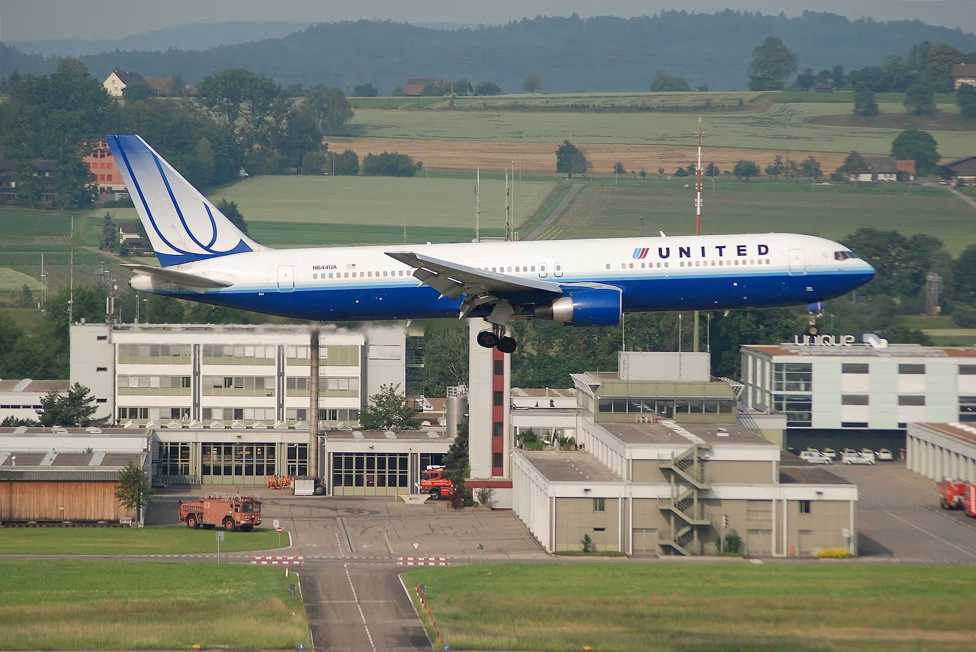 N644UA — Boeing