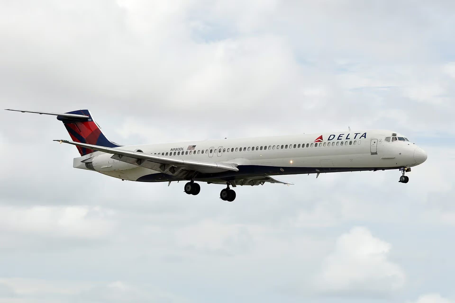 N980DL — Aircraft
