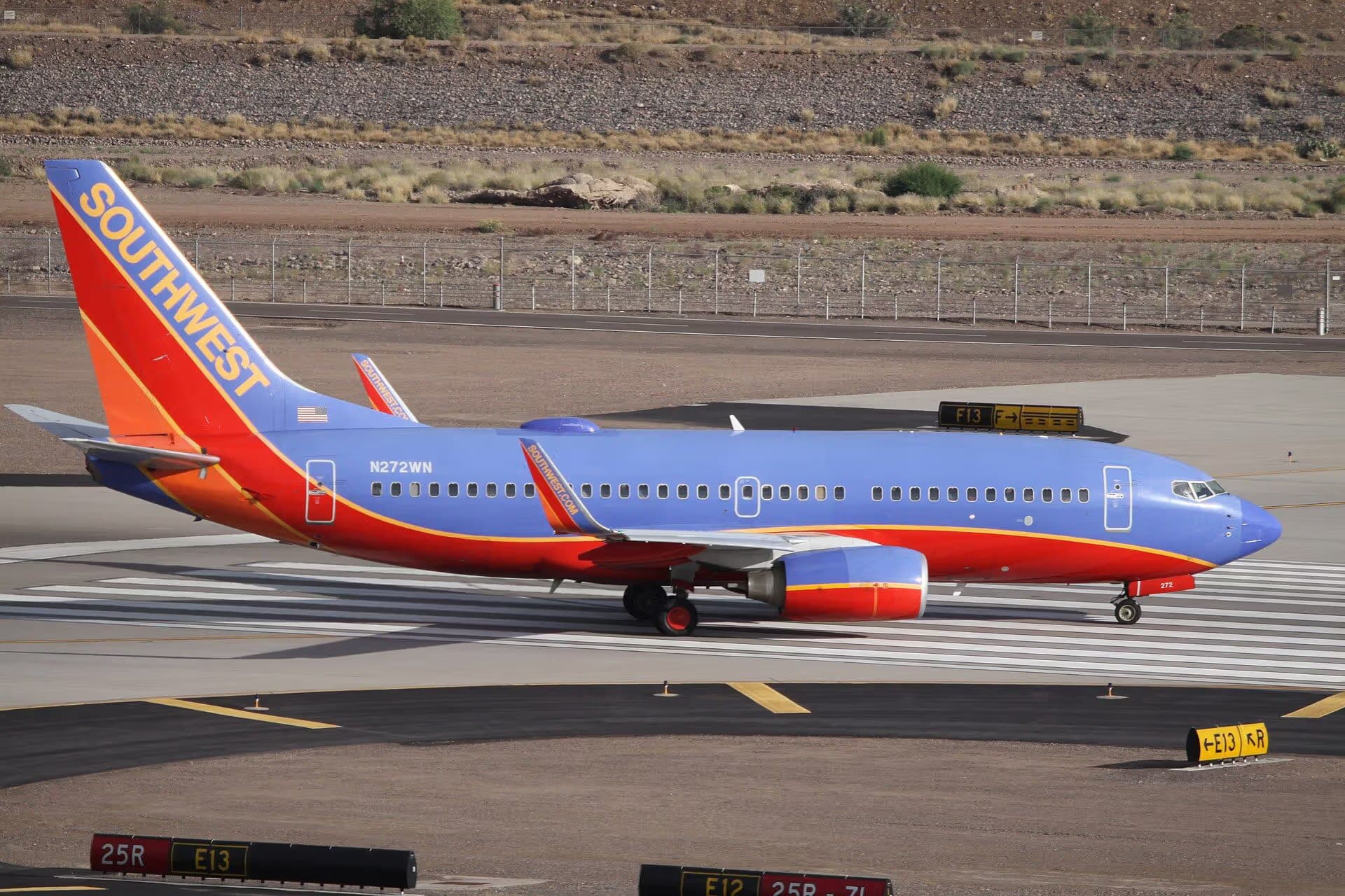 N272WN — Boeing