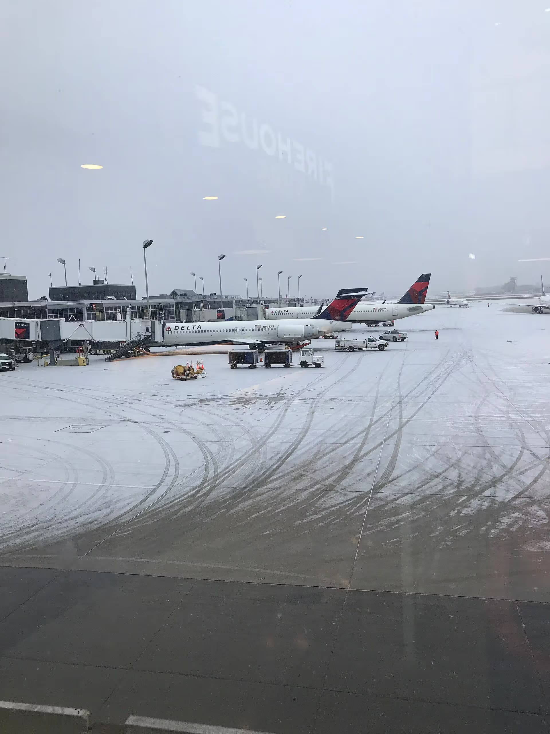 N998AT — Aircraft