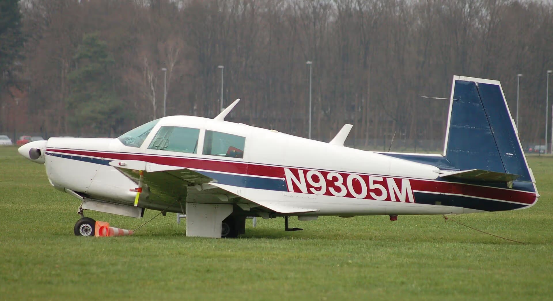 N9305M — Single-engine aircraft