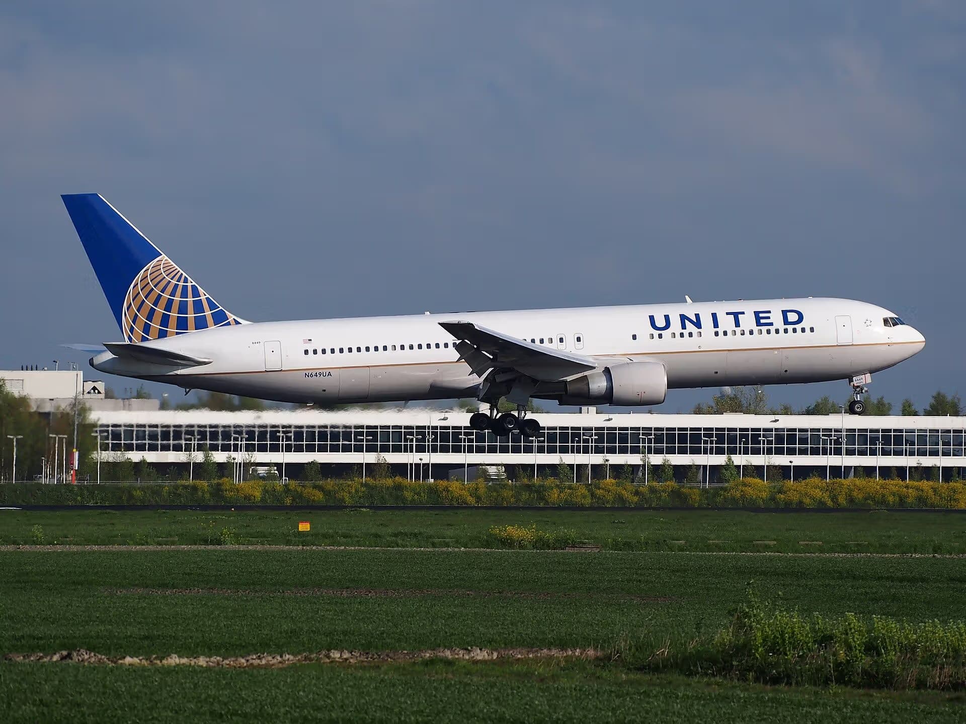 N649UA — Boeing