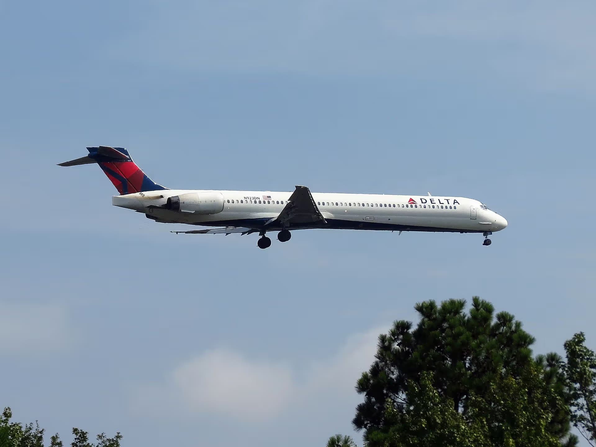 N923DN — Aircraft