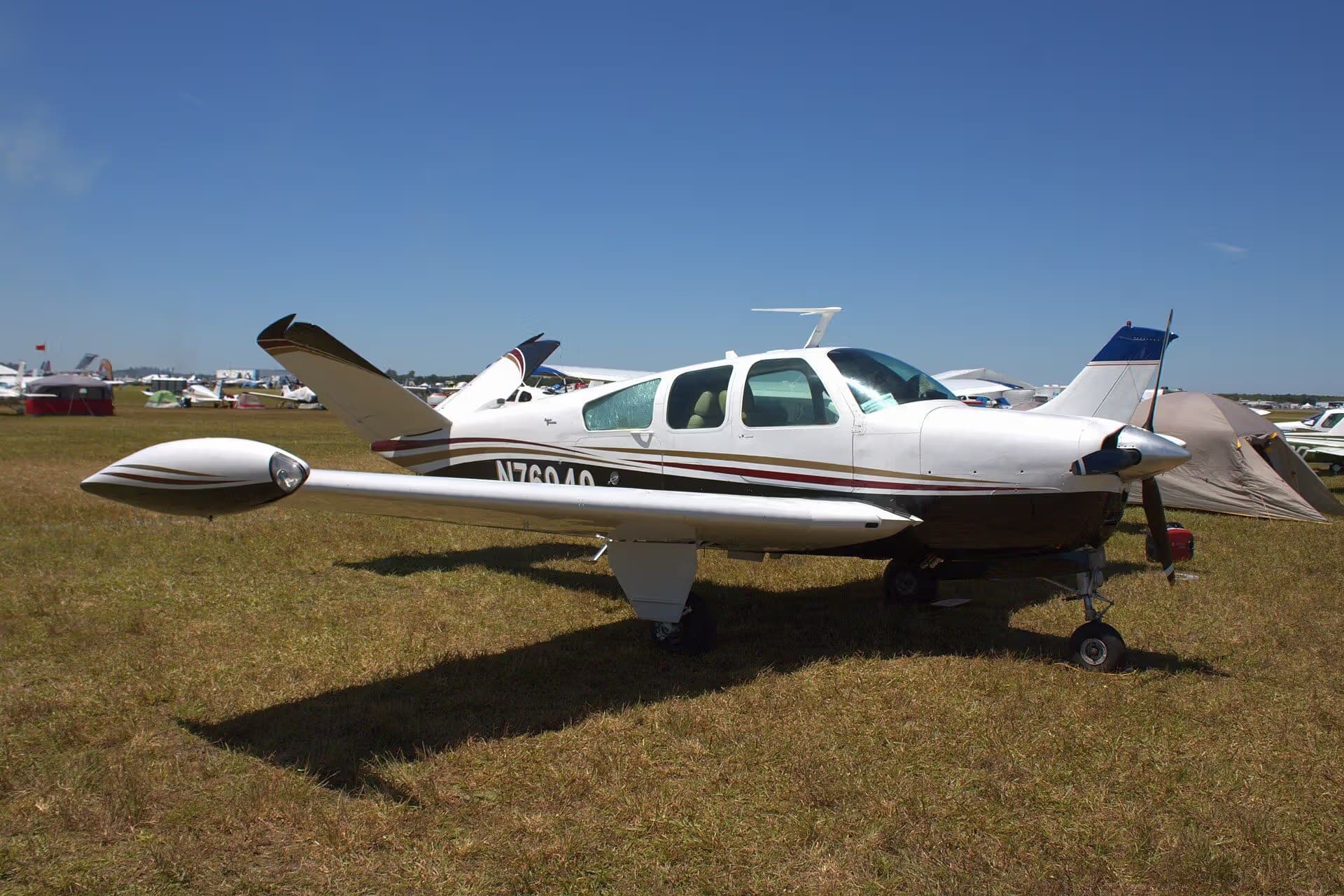 N76940 — Single-engine aircraft