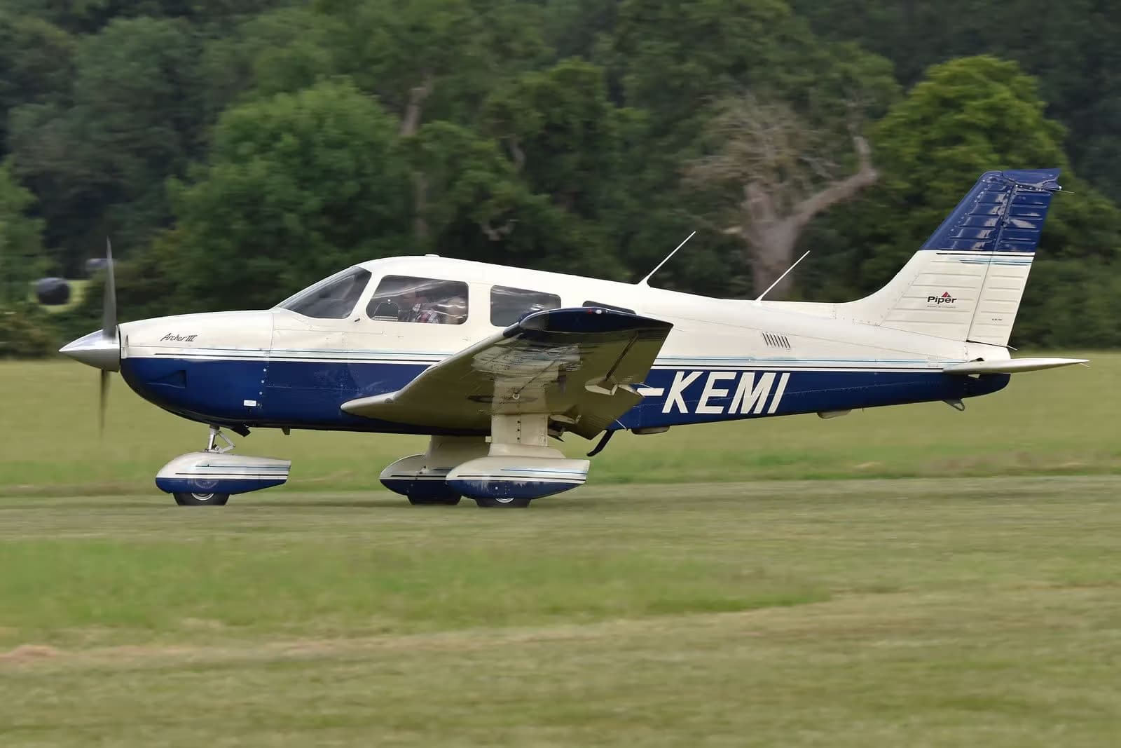 G-KEMI — Piper