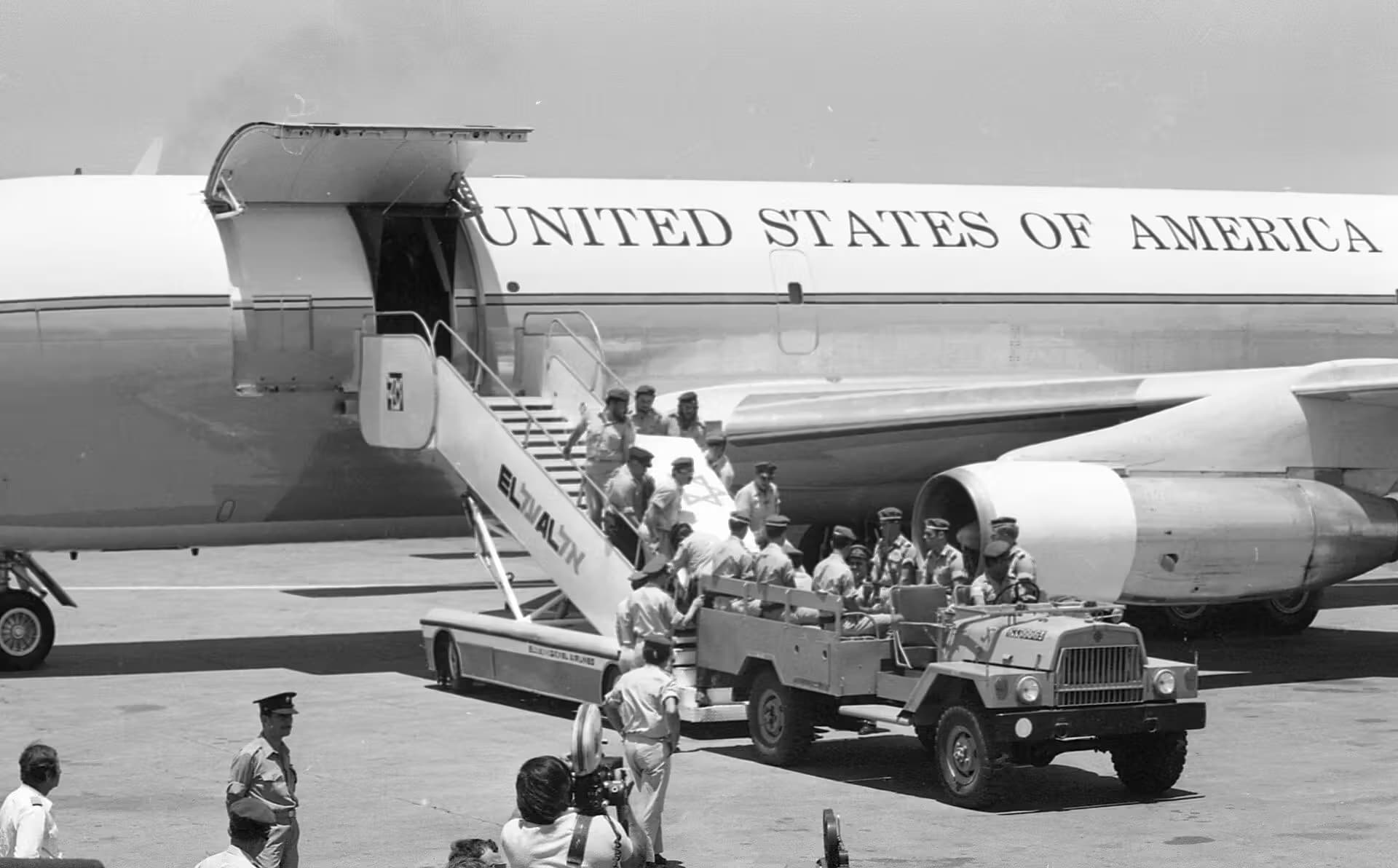Unidentified — Aircraft
