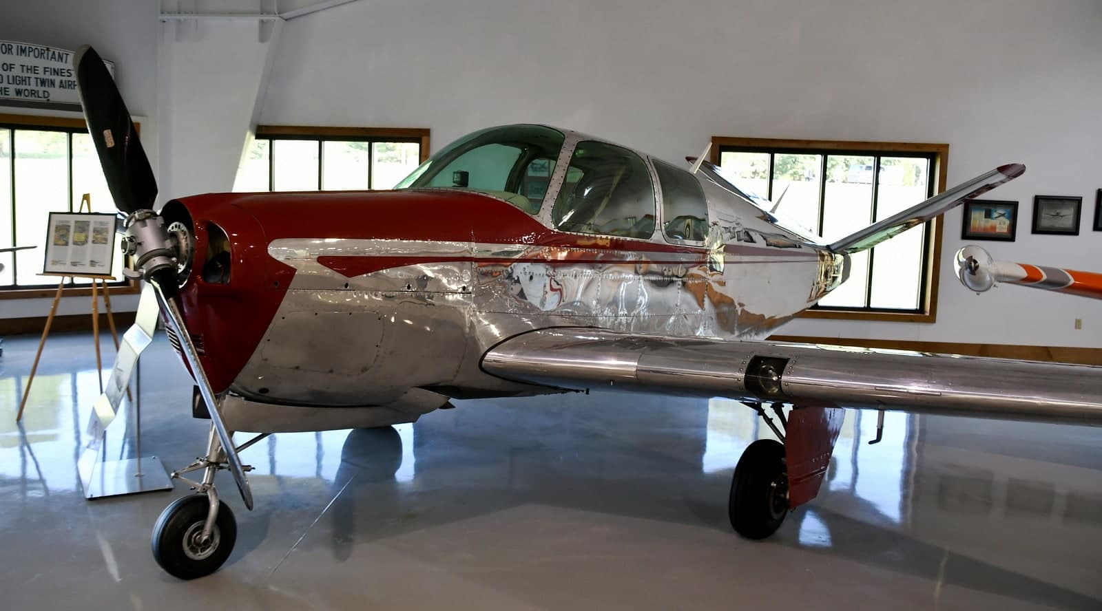 N80409 — Single-engine aircraft