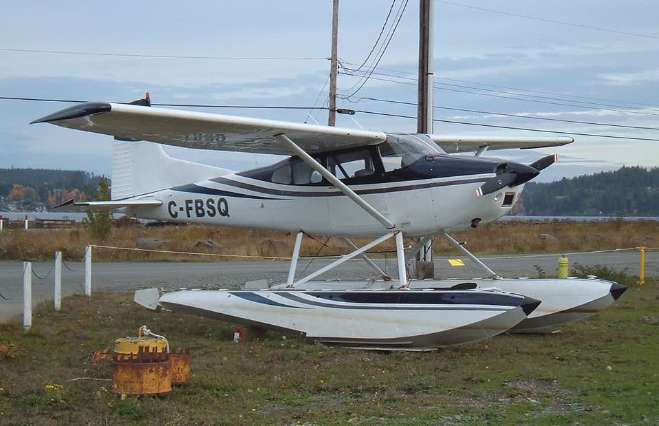 C-FBSQ — Cessna
