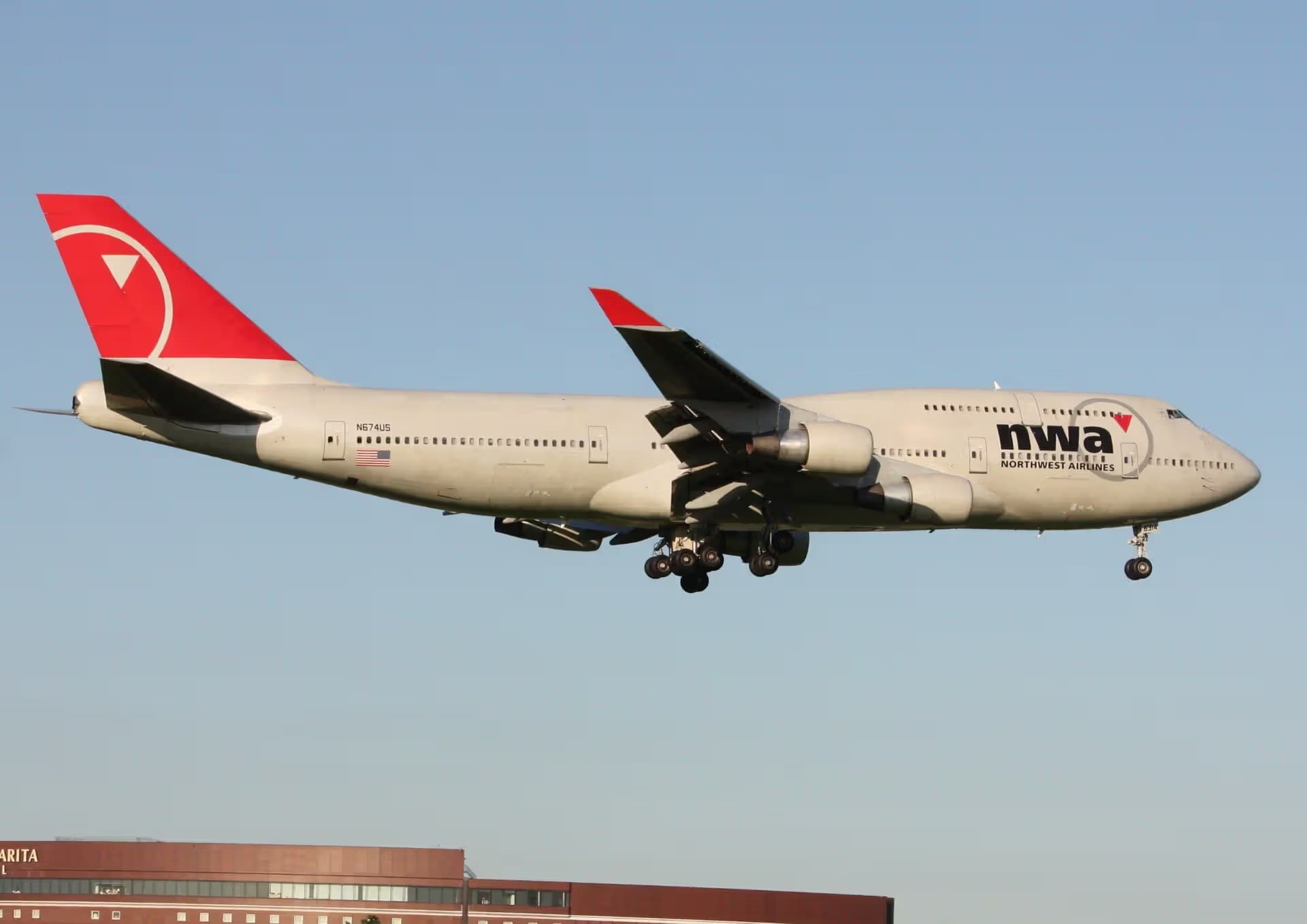 N674US — Boeing