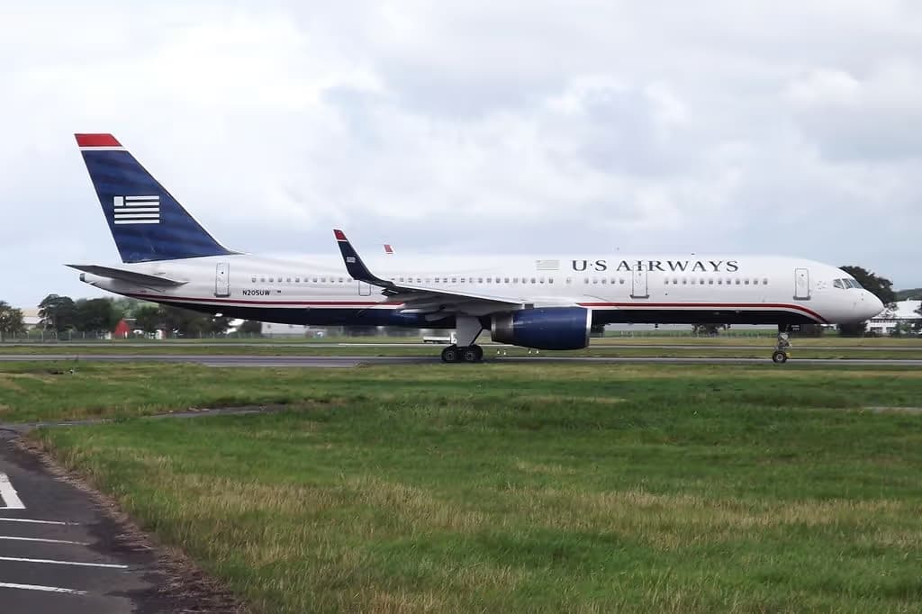 N205UW — Boeing