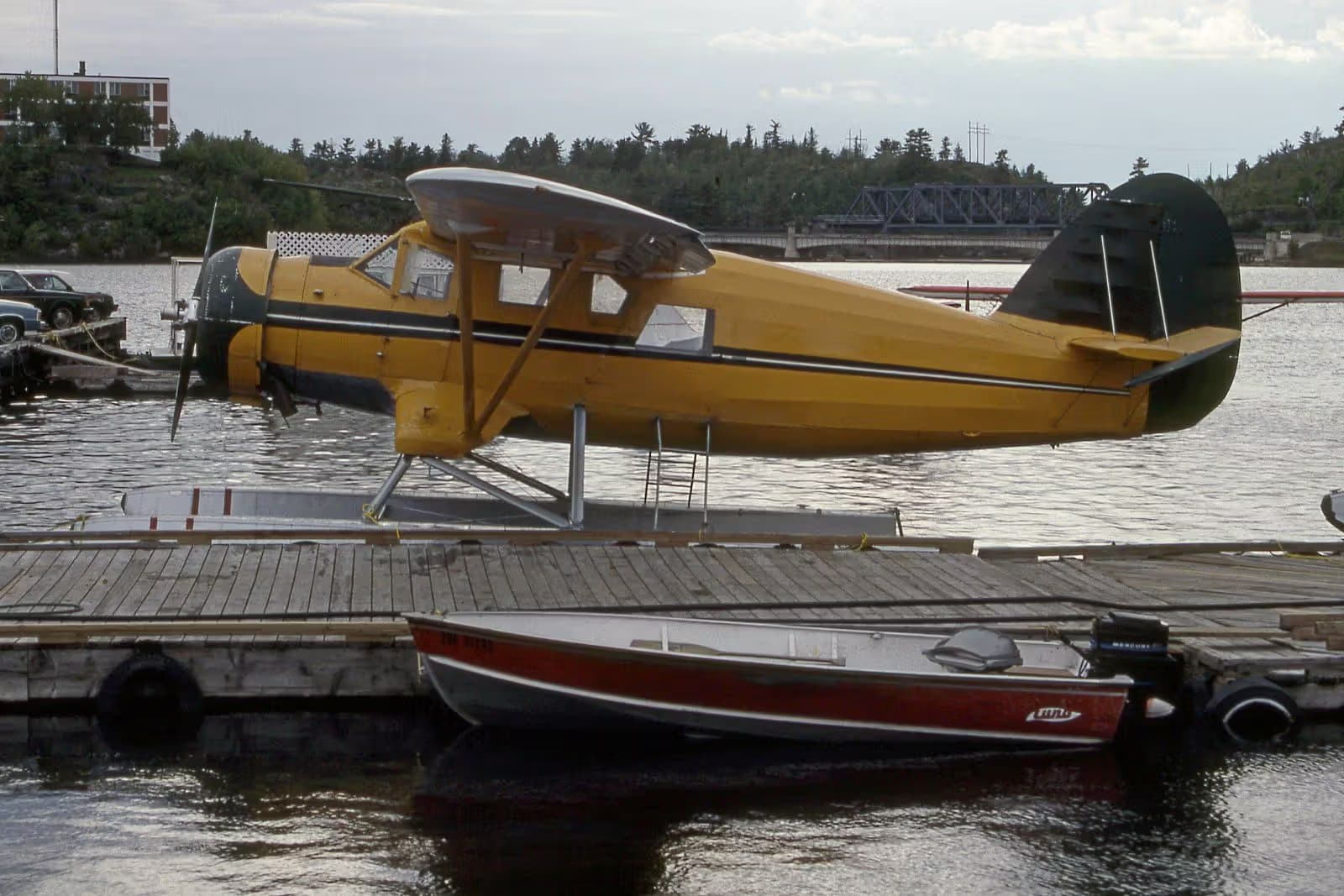C-FLZO — Single-engine aircraft