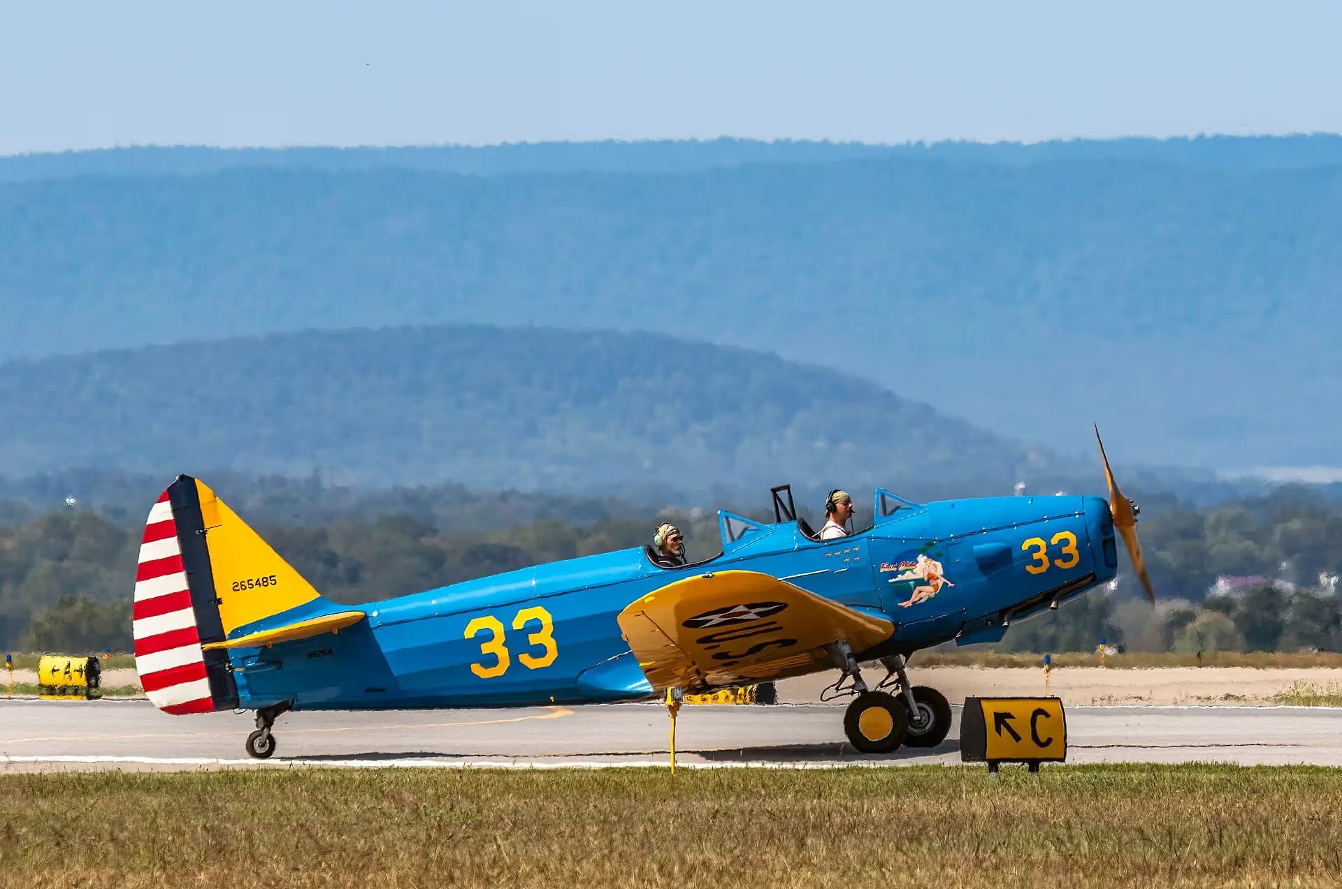 N52164 — Warbird