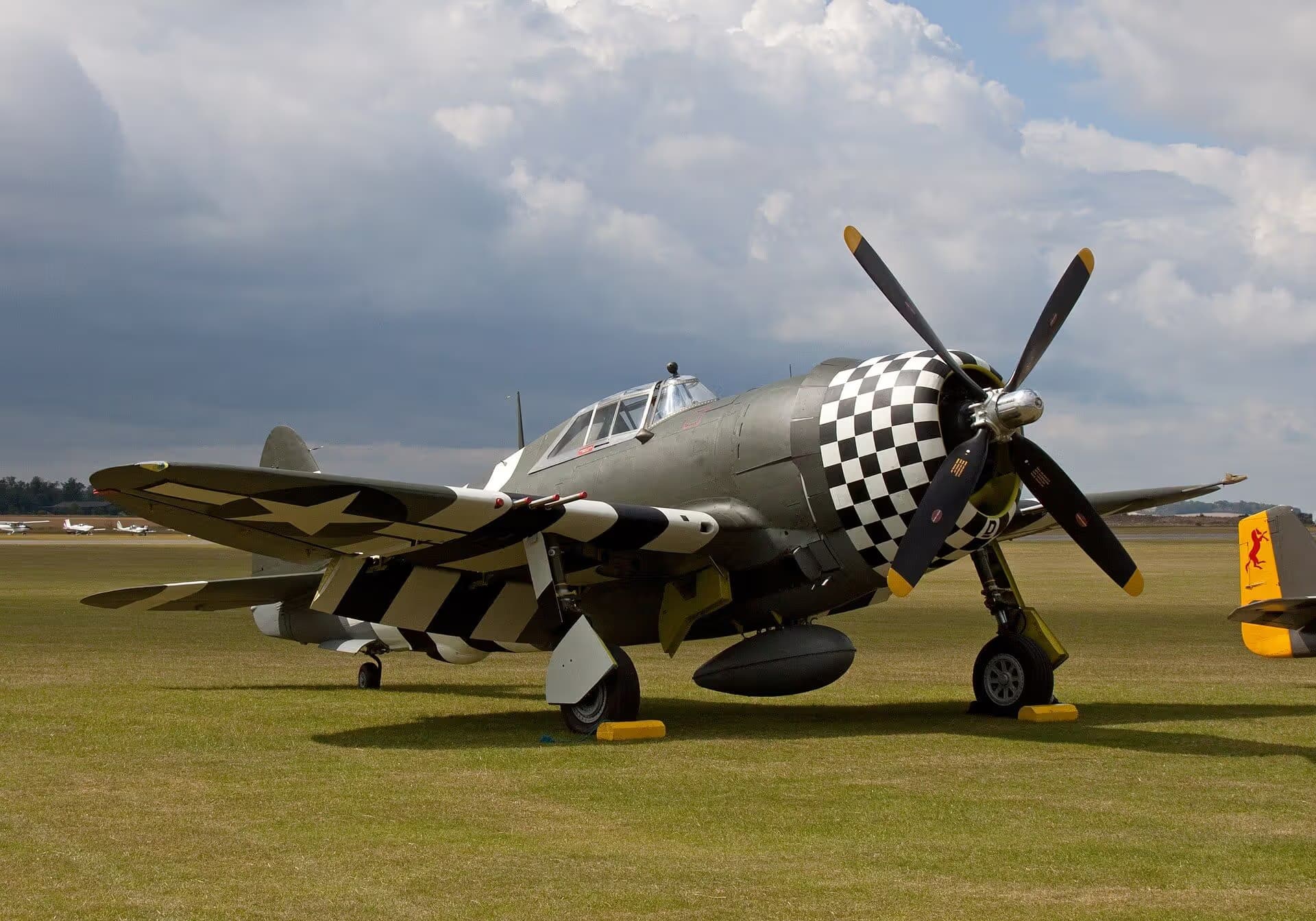 Unidentified — Warbird