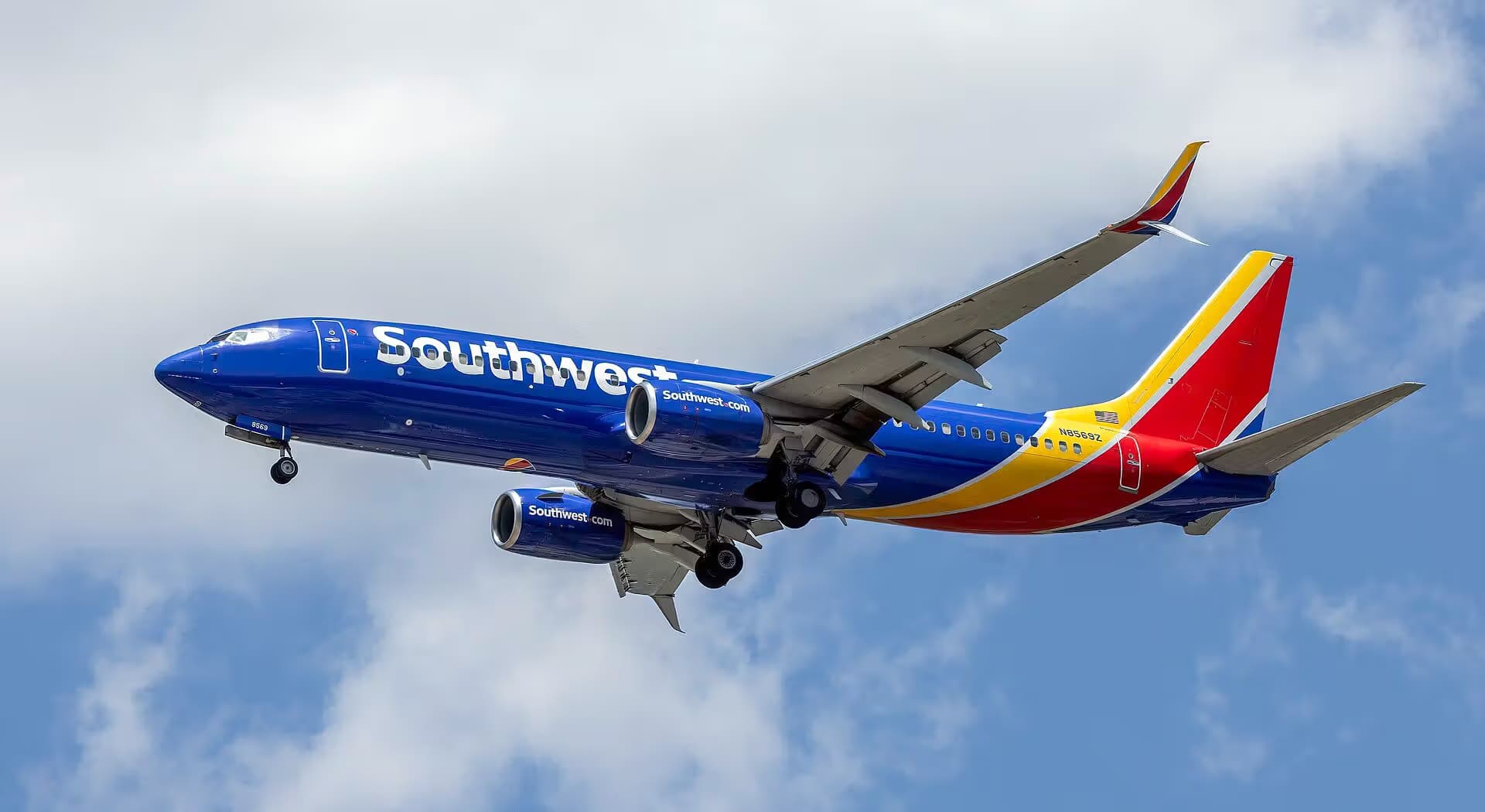 N8569Z — Boeing
