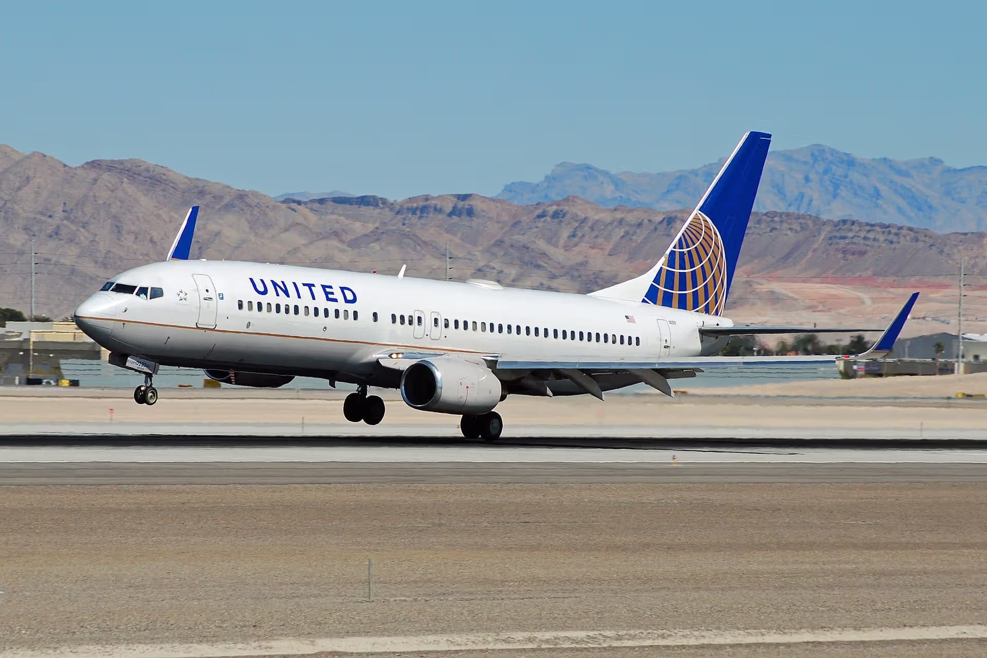 N14237 — Boeing
