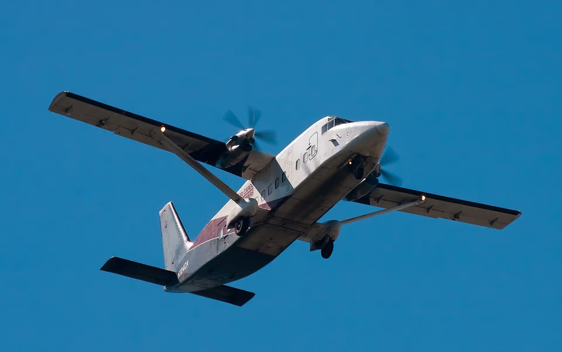N124CA — Aircraft