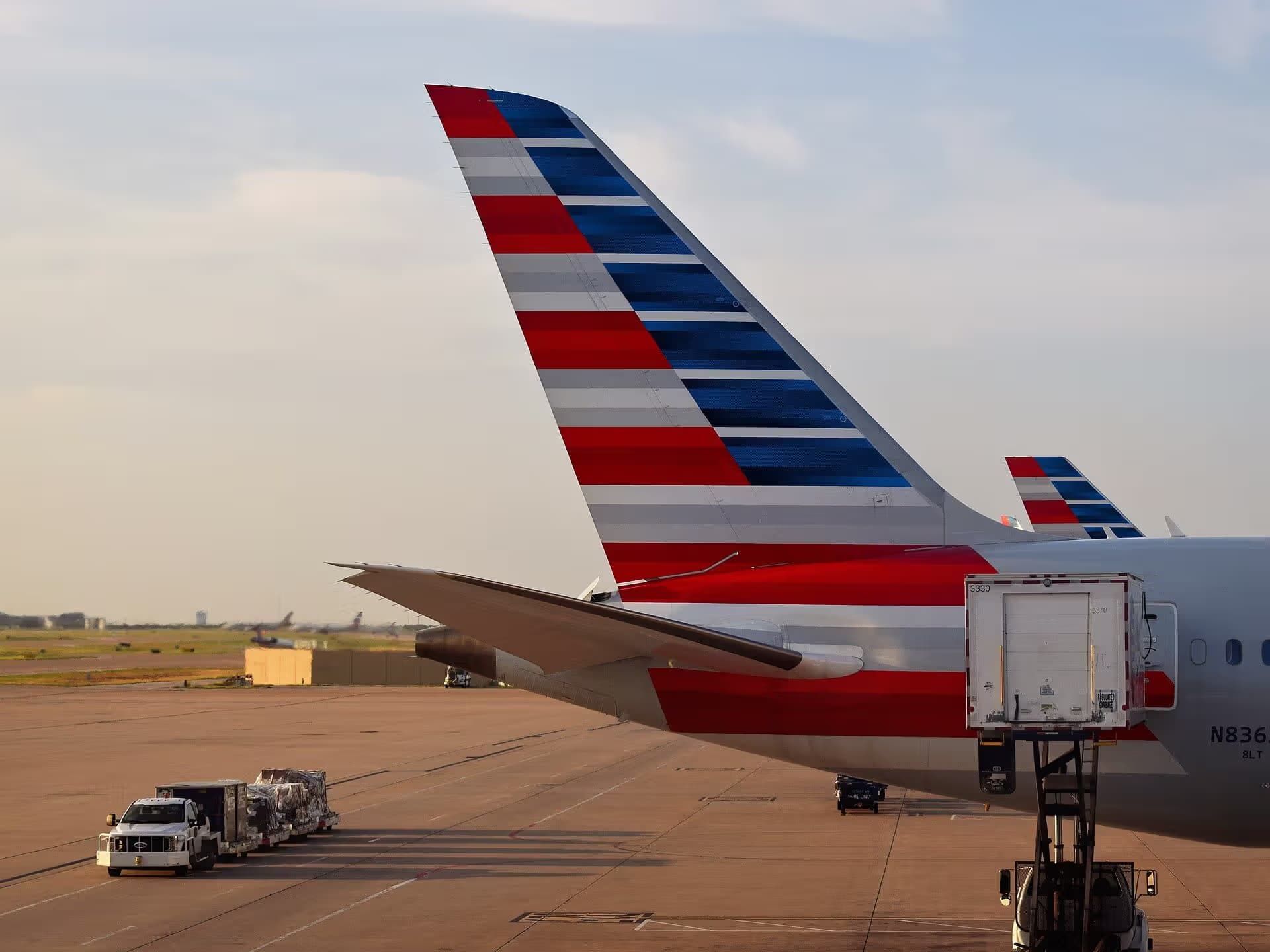 N836AA — Boeing