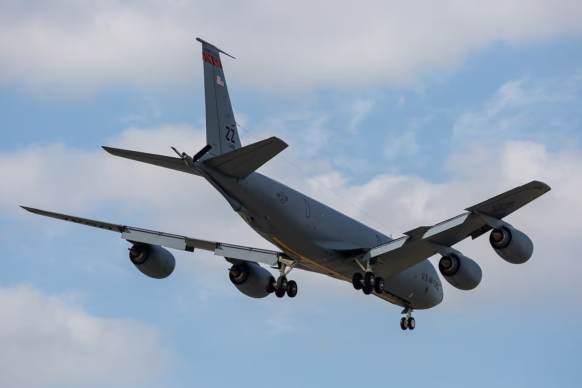 Unidentified — Aircraft