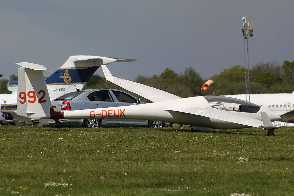 G-DEUK — Aircraft