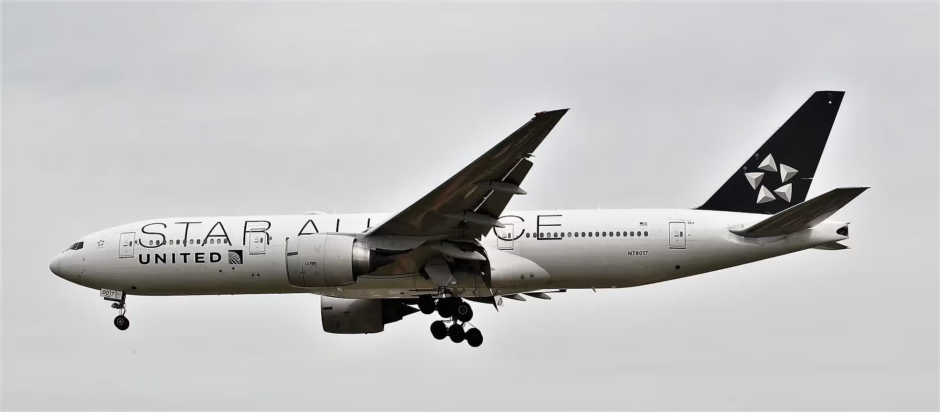 N78017 — Boeing