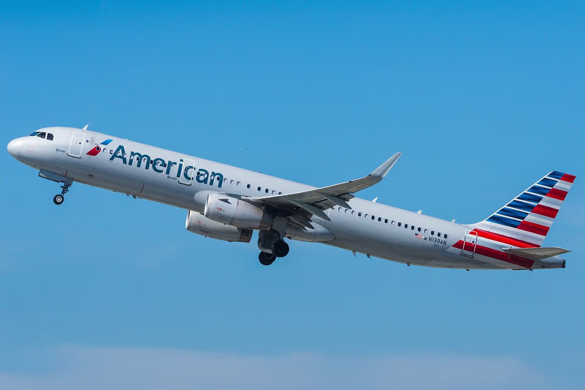 N139AN — Airbus