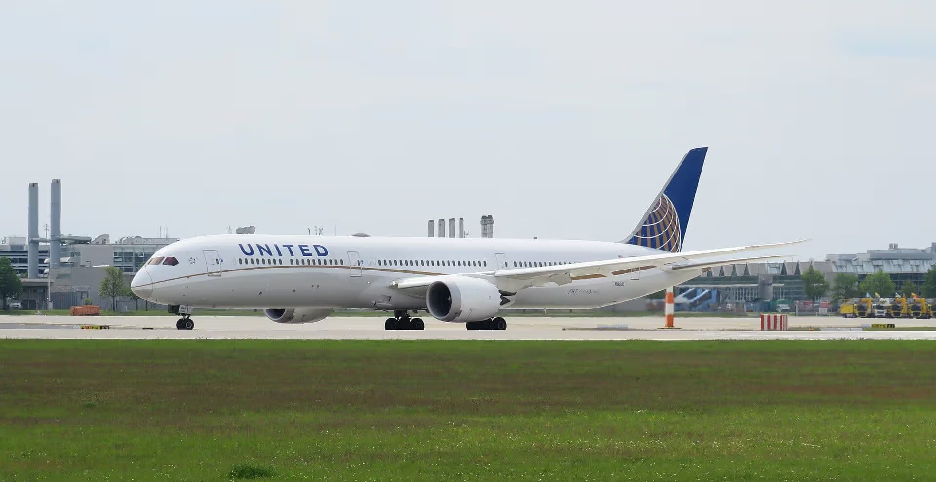 N12005 — Boeing at Munich Airport