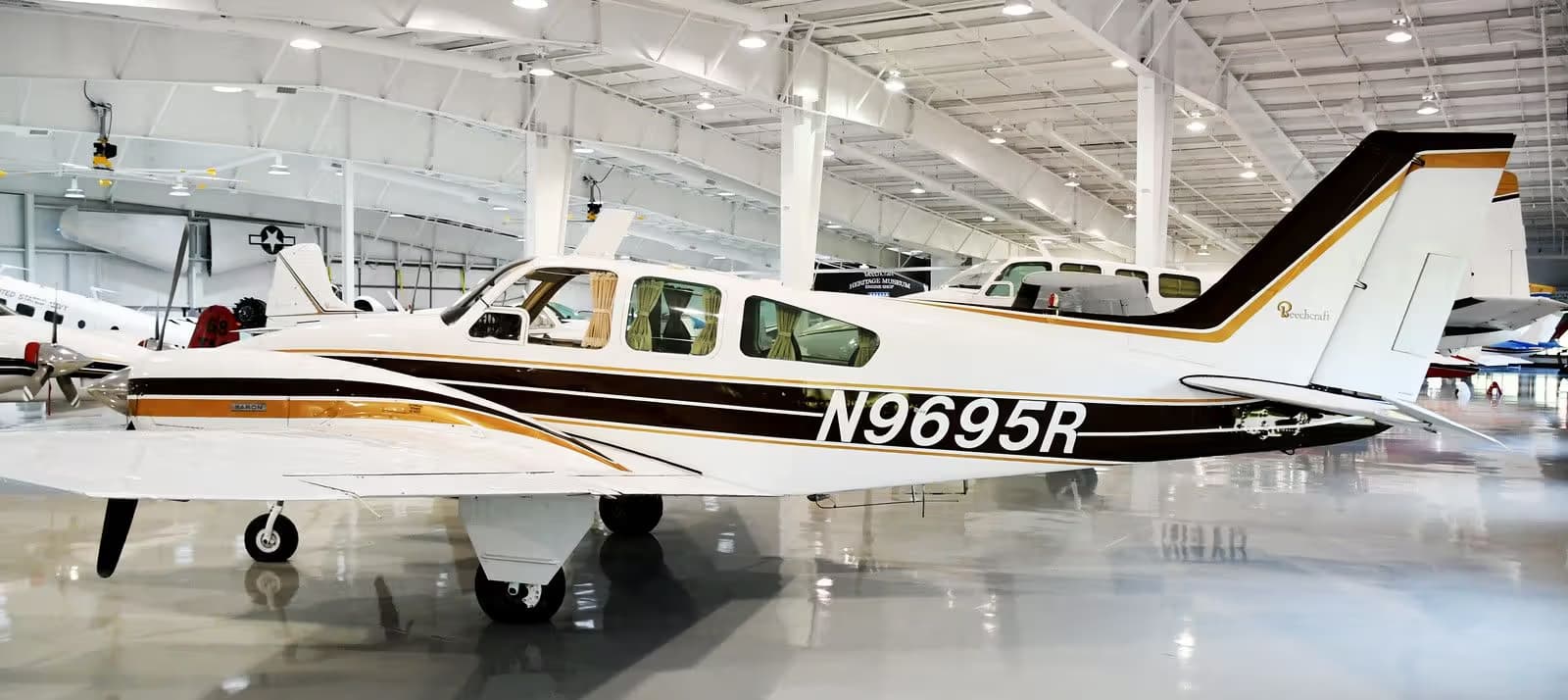 N9695R — Beechcraft