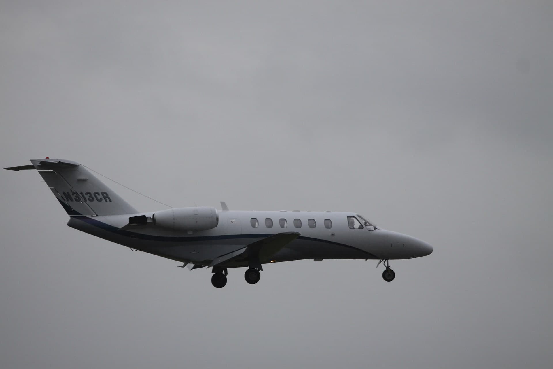 N313CR — Business jet