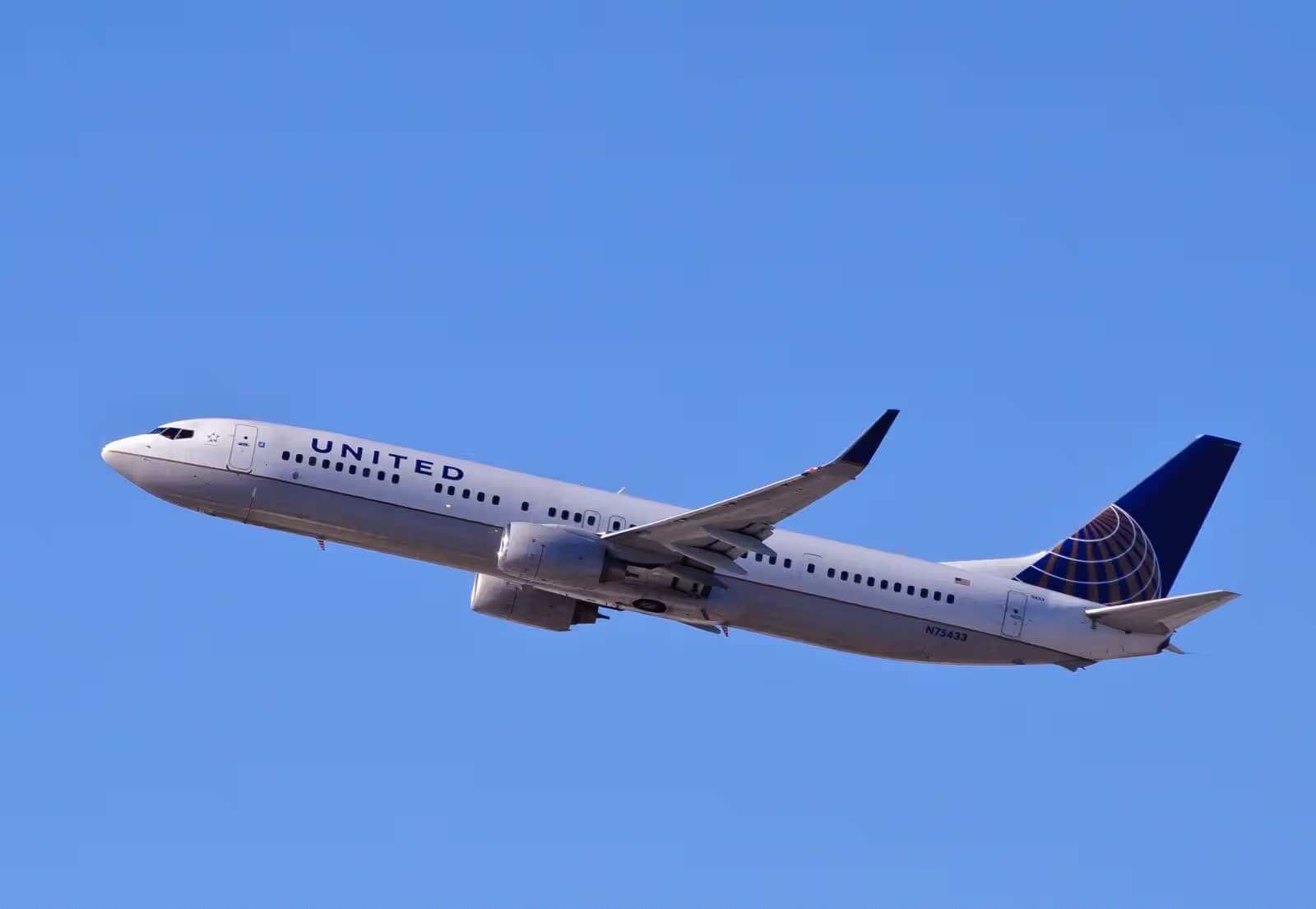 N75433 — Boeing