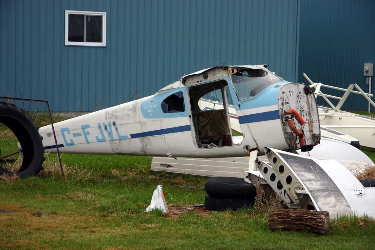 C-FJVL — Cessna