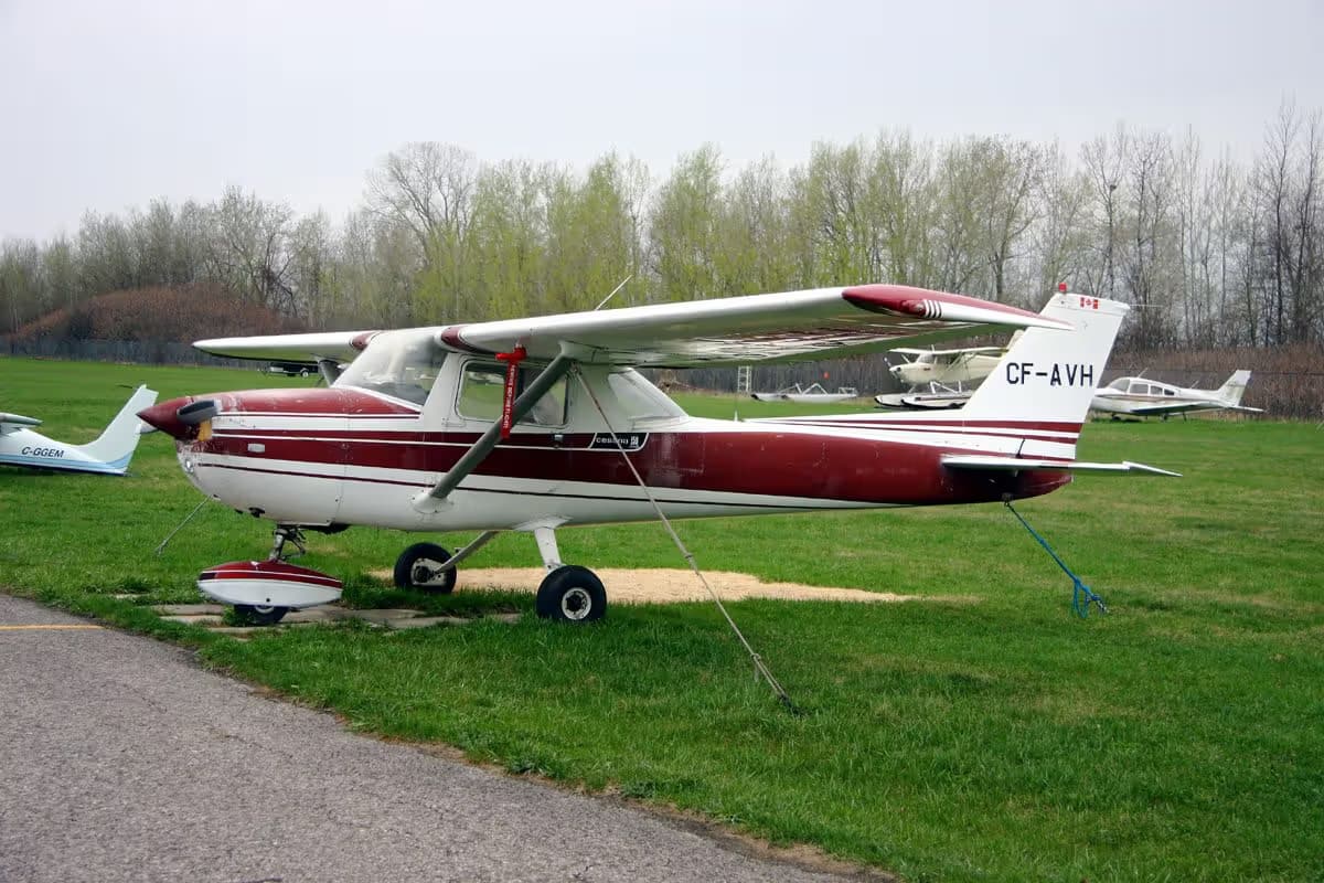CF-AVH — Cessna