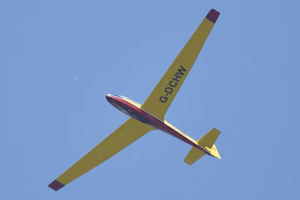 G-DCHW — Glider