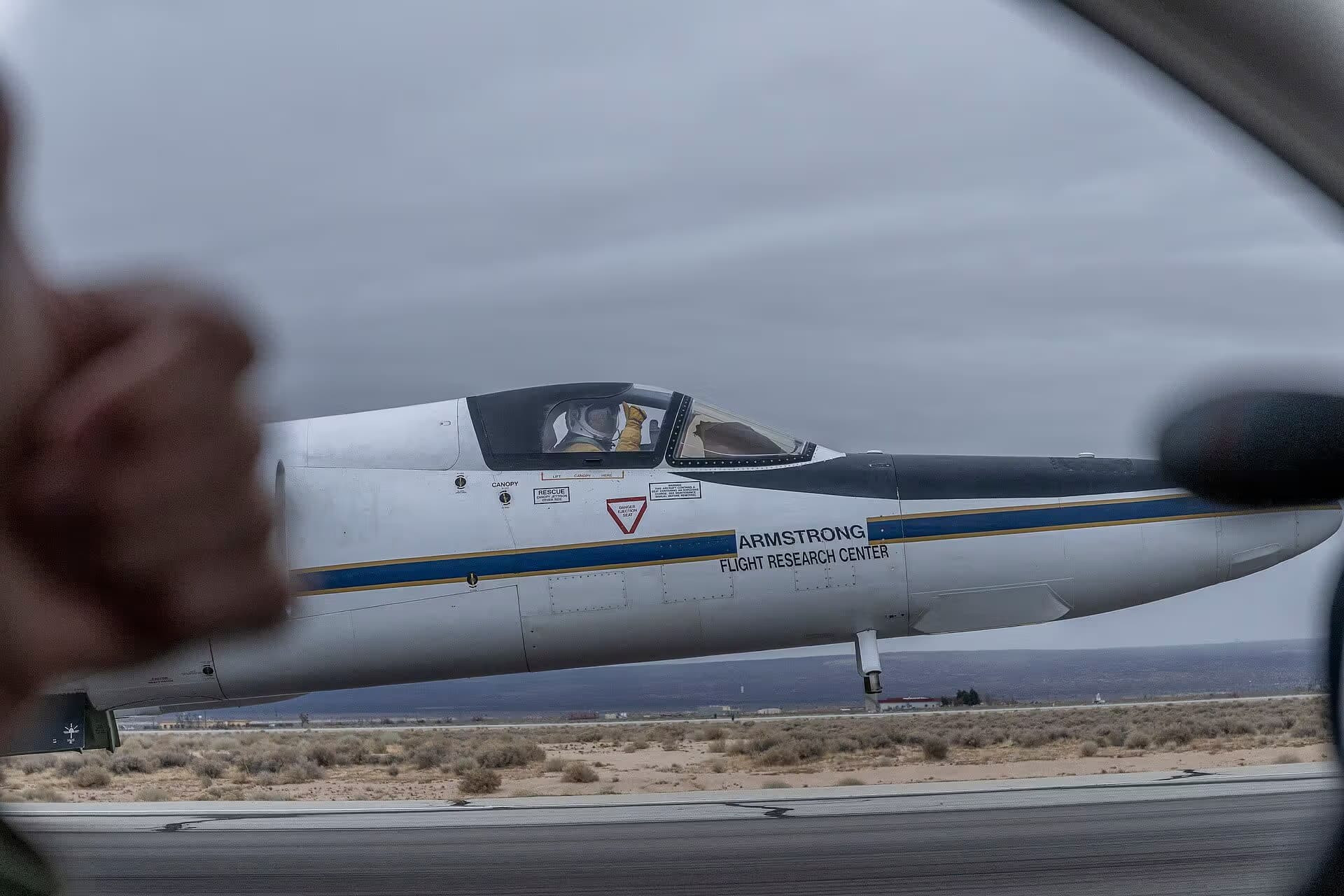 Unidentified — Aircraft