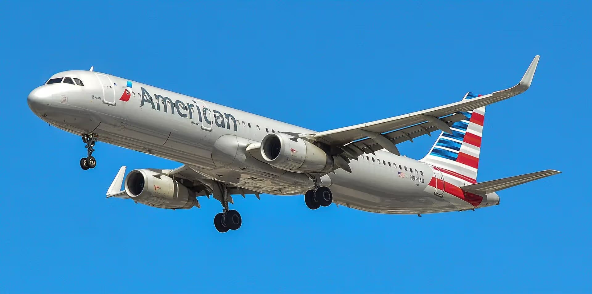 N991AU — Twin-engine aircraft