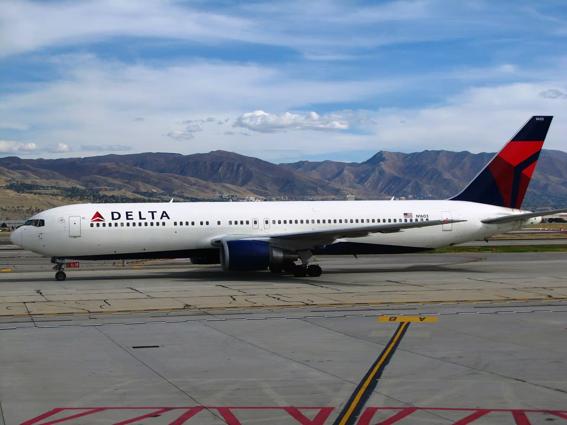 N1603 — Boeing