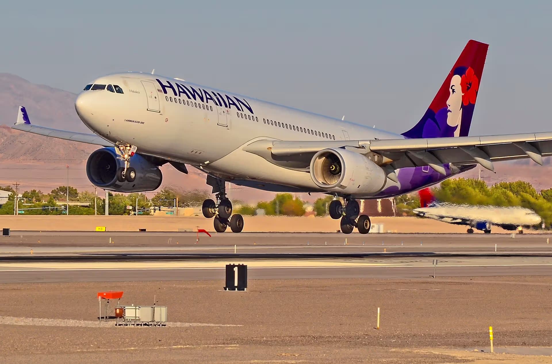 N381HA — Airbus
