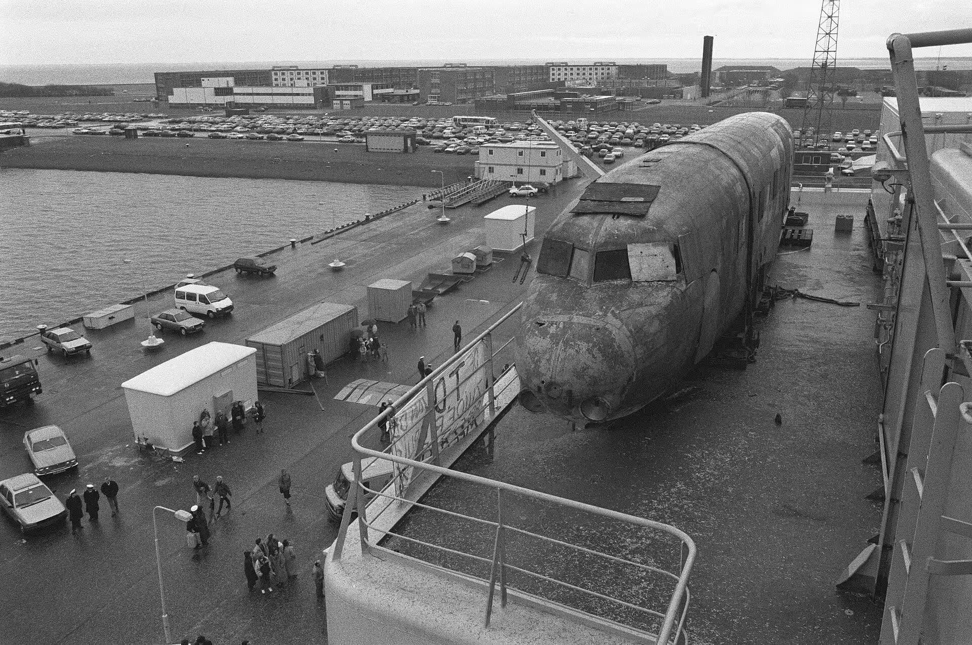Unidentified — Aircraft