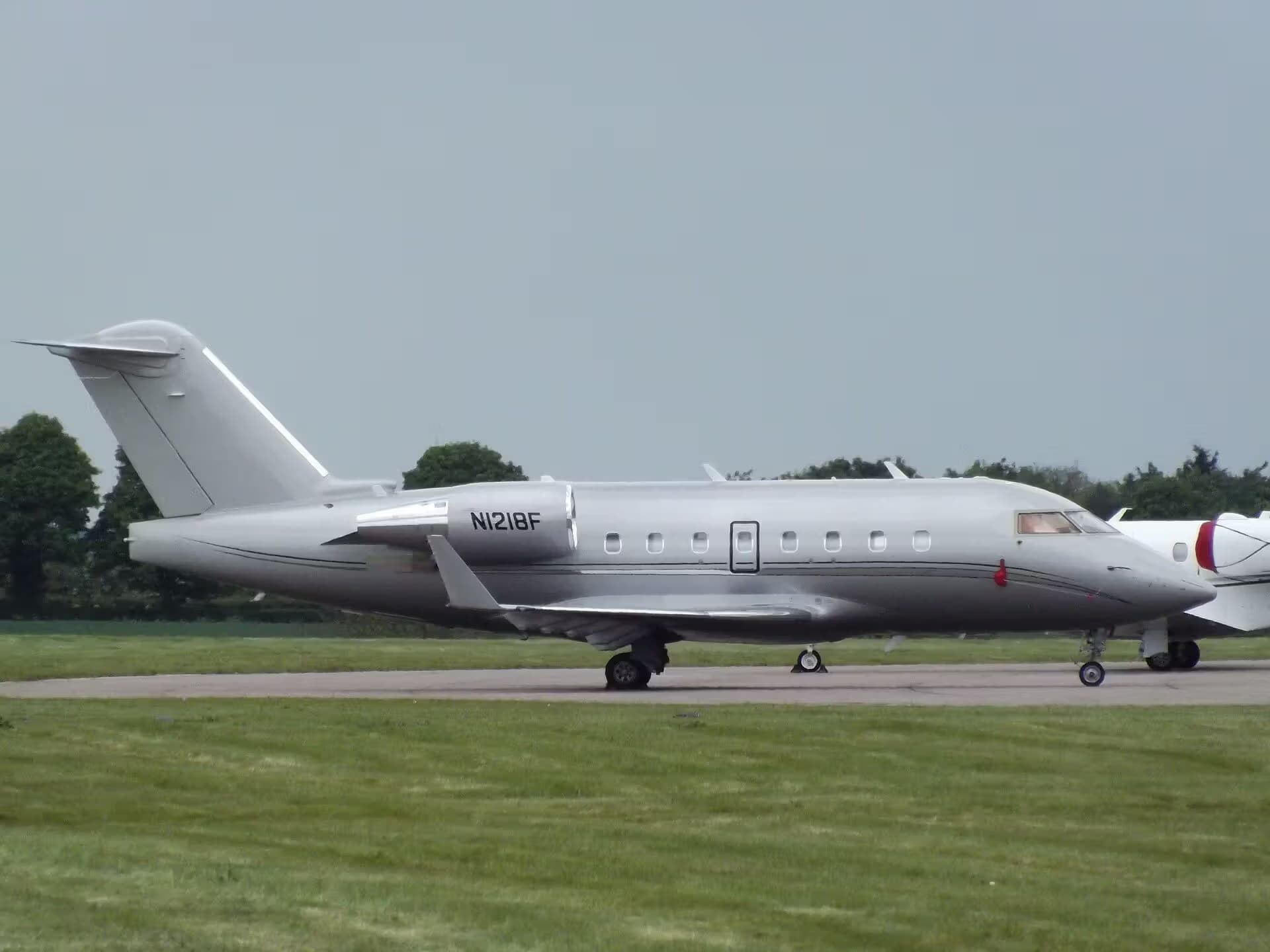 N1218F — Business jet
